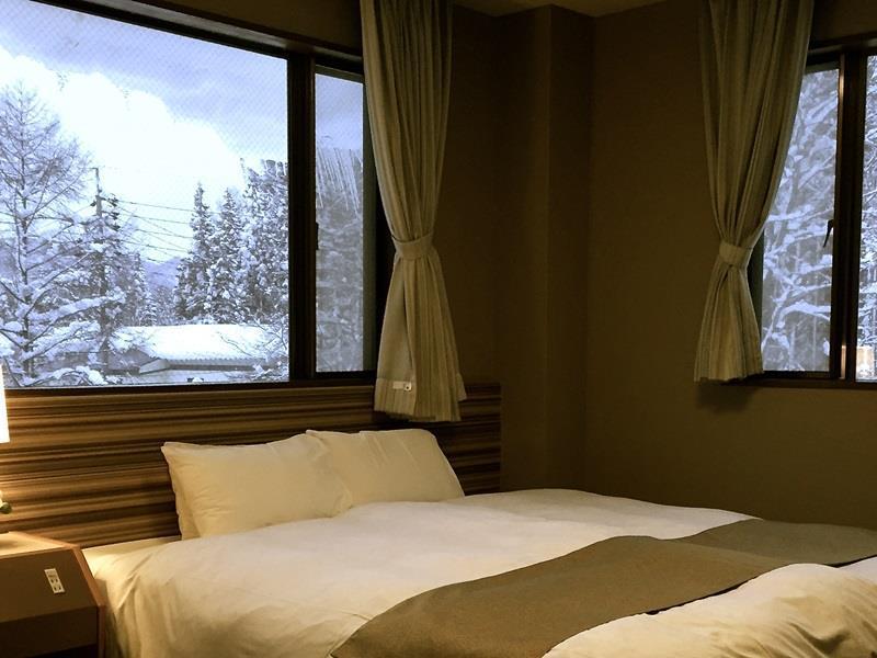 Hakuba Landmark Iwatake Lodge エクステリア 写真