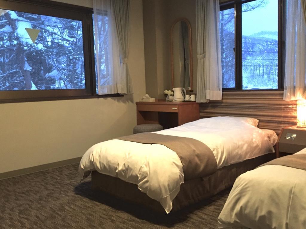 Hakuba Landmark Iwatake Lodge エクステリア 写真